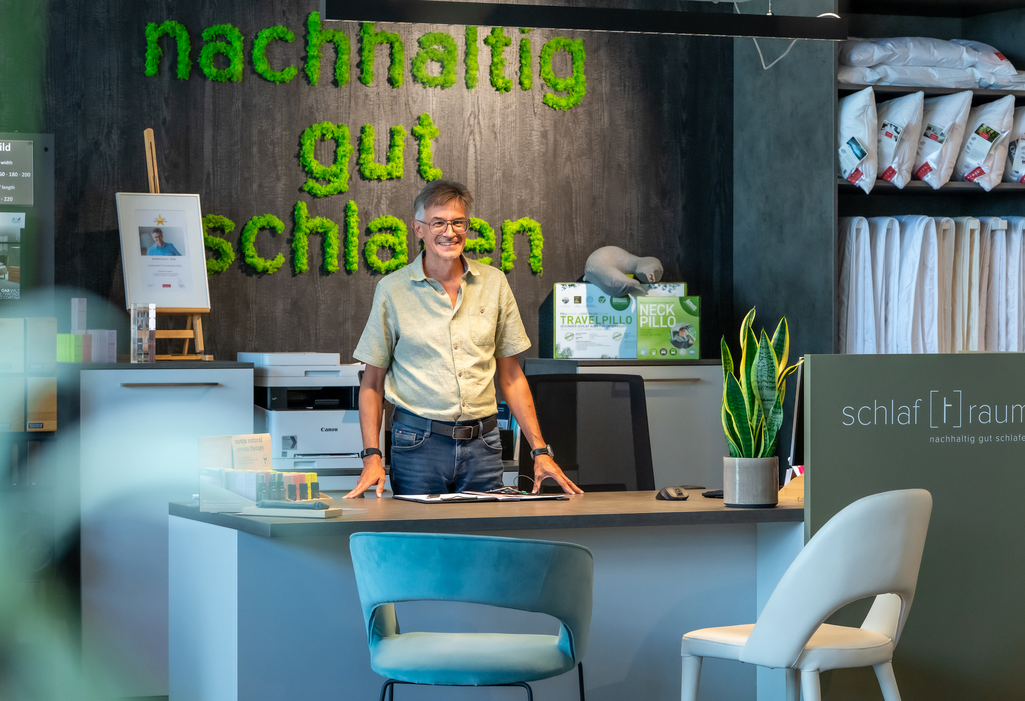 Beratung am Empfang im Schlaf[t]raum Graz